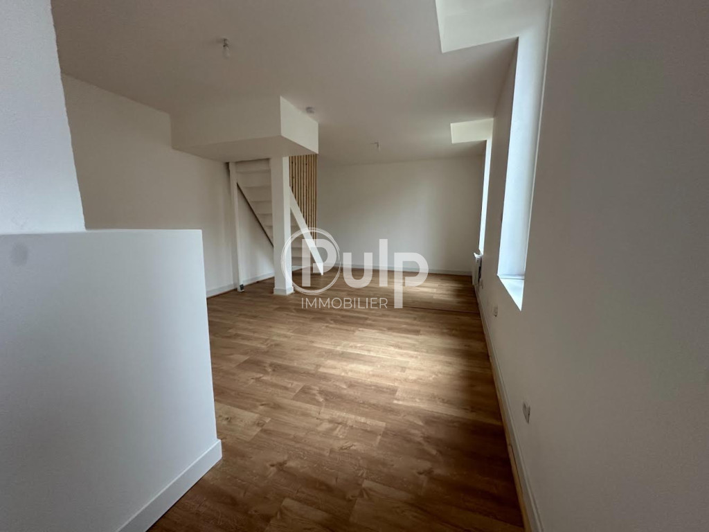 Immeuble 4 pièces 132 m² · à Hénin-Beaumont · 132 m² · 174 900 €