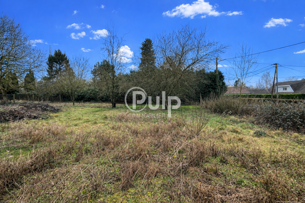 À vendre : terrain à bâtir à Diéval