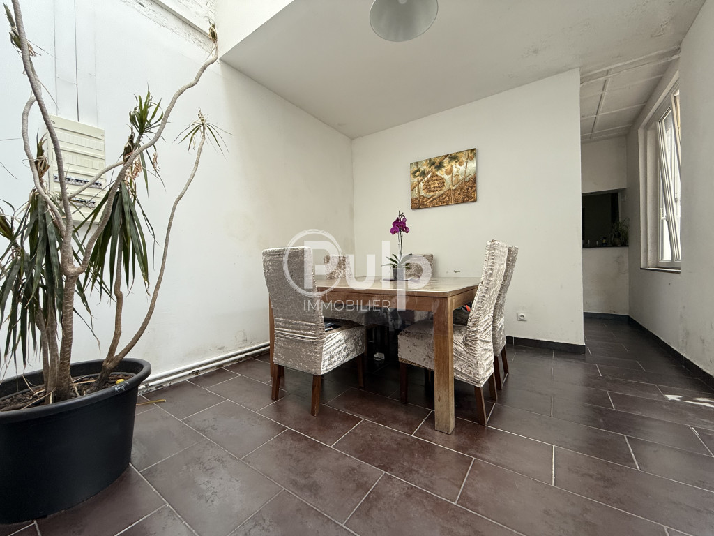 Maison 6 pièces 160 m² · à Hénin-Beaumont · 160 m² · 184 900 €