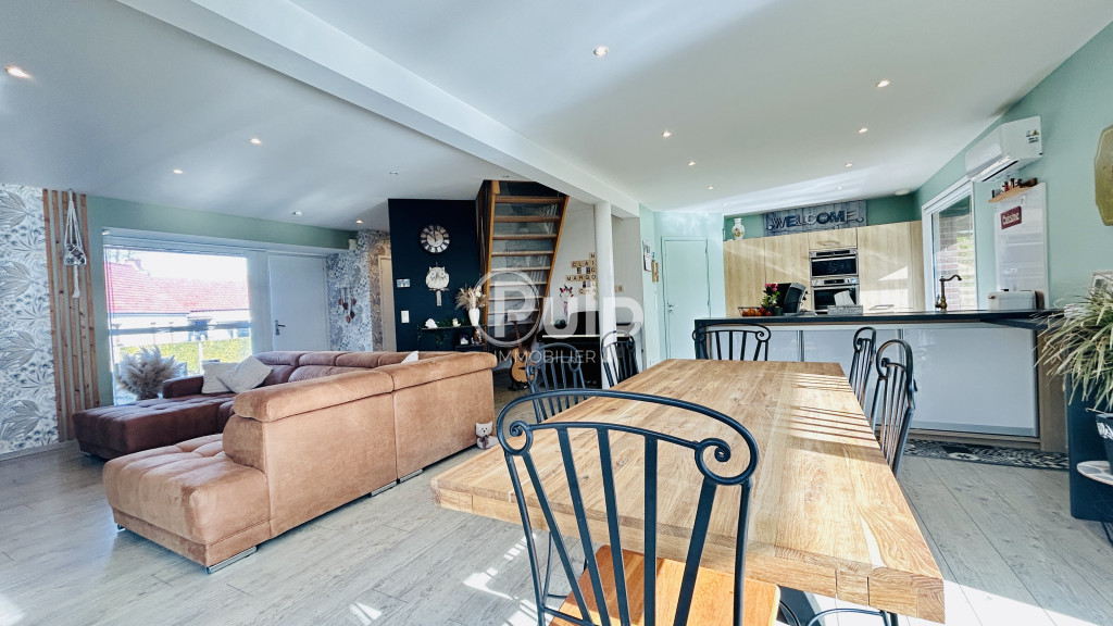 Maison 5 pièces 111 m² · à Servins · 111 m² · 323 000 €