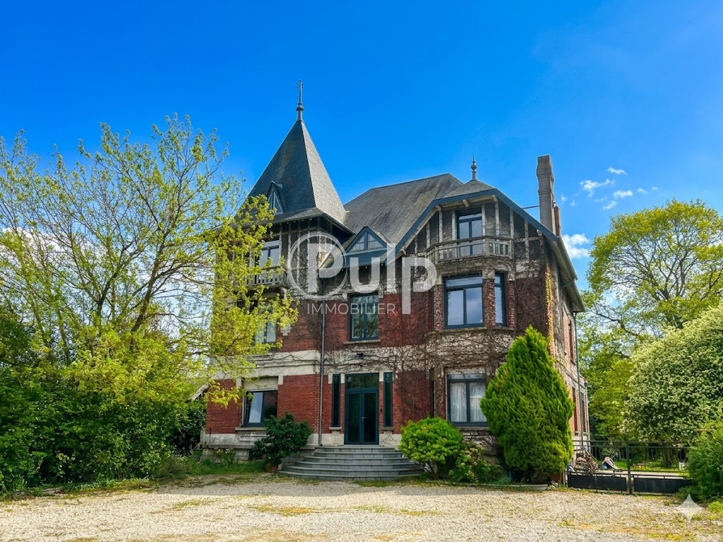 EXCLUSIVITÉ : L'Exception Bourgeoise sur un Domaine de 7 000 m²