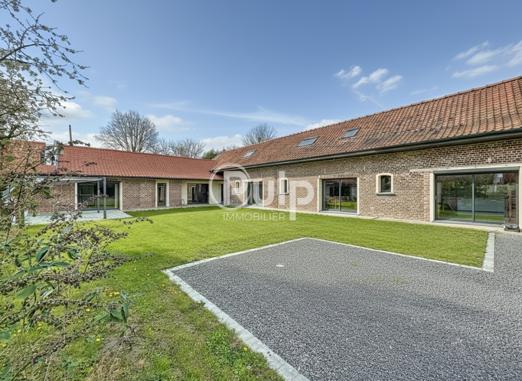 Maison 9 pièces 217 m² · à Faumont · 217 m² · 449 900 €