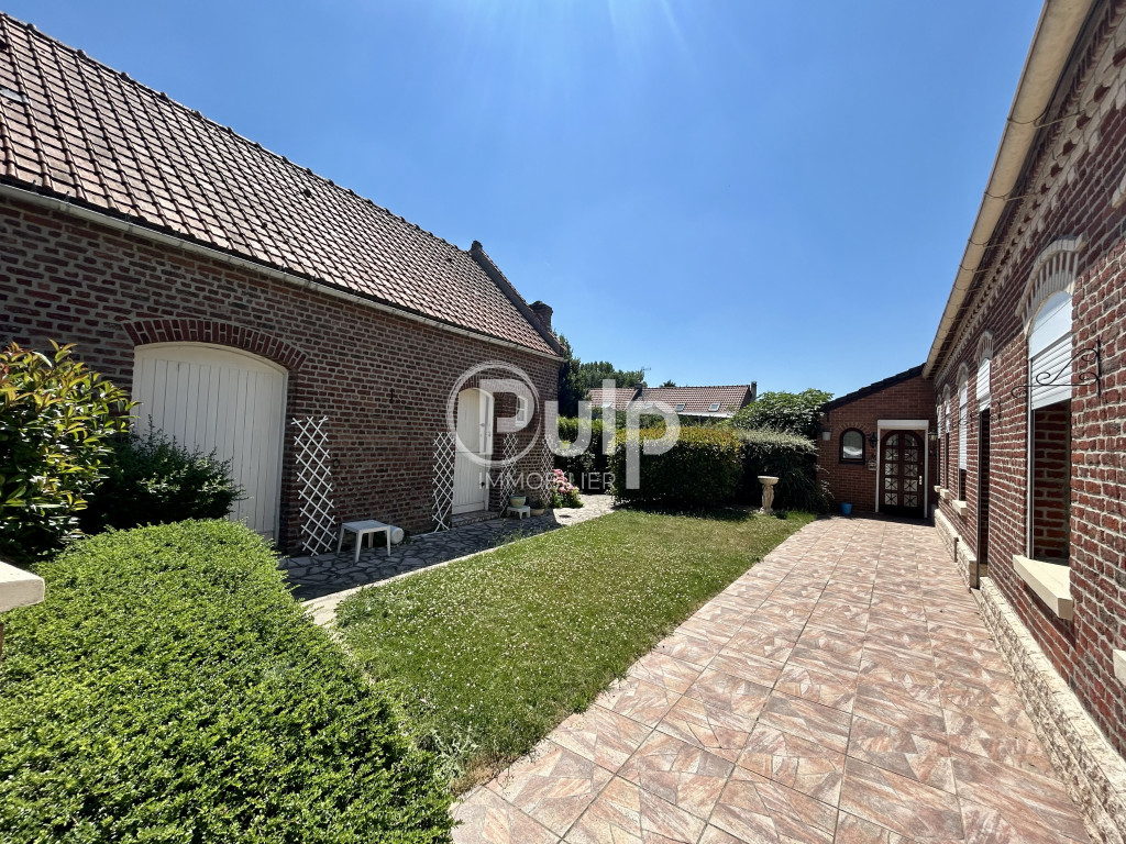 Authentique fermette en semi plain-pied à fort potentiel – Noyelles-sous-Bellonne