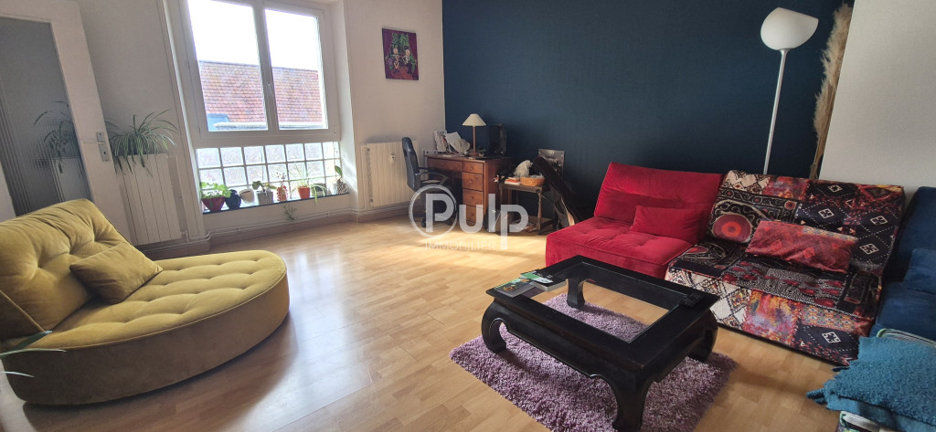 Boulogne-sur-Mer – Bel appartement traversant de 80 m² avec parking privatif & cave