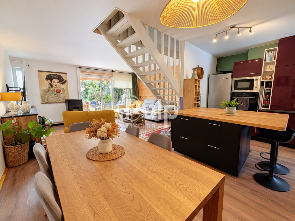 Maison 6 pièces 102 m² · à Loos · 102 m² · 270 000 €