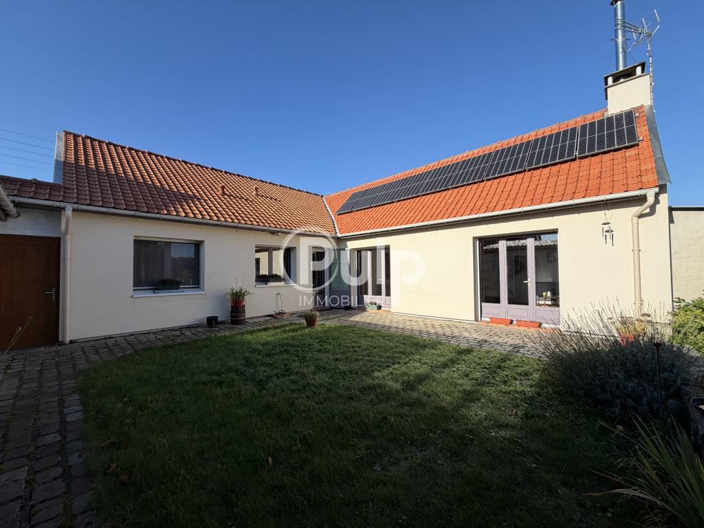 Maison individuelle plain-pied à vendre à Morbecque