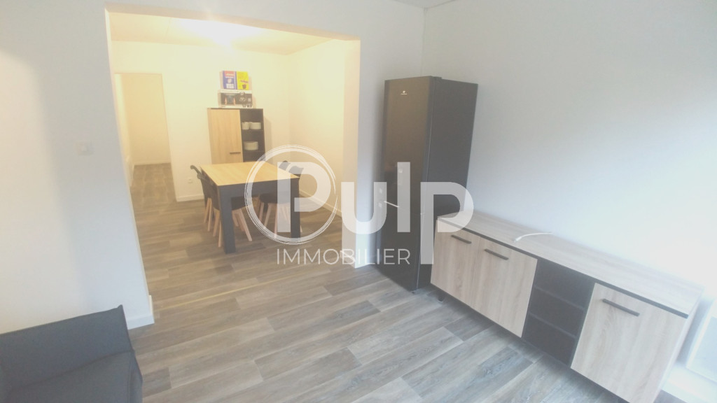 Idéalement situé sur la commune de Lens, venez découvrir cet appartement meublé de type T1 bis entièrement rénové!!